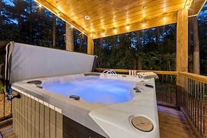Baignoire à remous extérieure