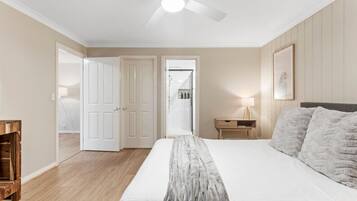 5 bedrooms, desk, iron/ironing board, free WiFi