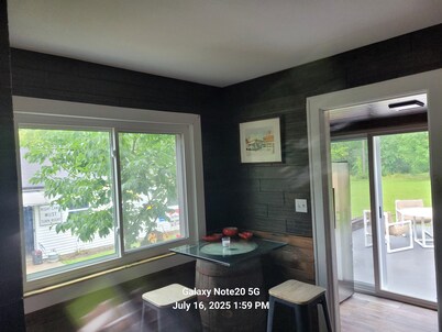  1-bed on 1 acre complete remodel.  Cabin like interior...unique.  Sleeps 2.