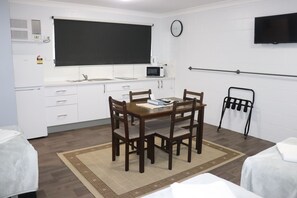 Familien-Studiosuite | Wohnbereich