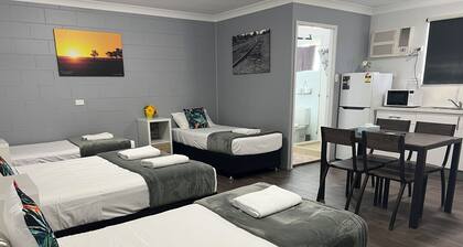 Spanish Lace Motor Inn