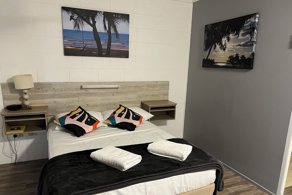 Standard Twin Room | Desk, laptop workspace, soundproofing, WiFi (free)