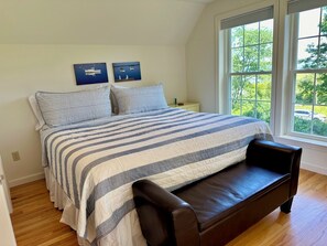 3 soverom, strykejern/-brett, wi-fi (inkludert) og sengetøy