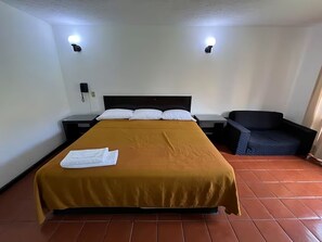 1 soverom, strykejern/-brett, wi-fi og sengetøy