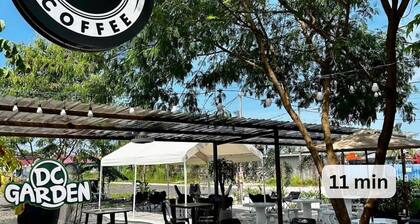 DC Garden Homestay 6 with Netflix, WiFi & Private Balcony in Shah Alam