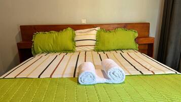 Laptop workspace, soundproofing, free WiFi, wheelchair access