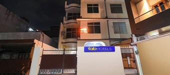 Fabhotel Park View