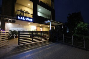 Entrada al alojamiento