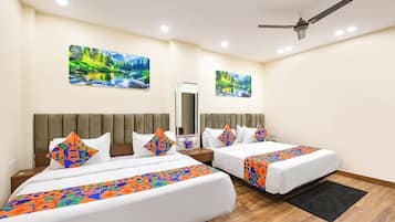 Egyptian cotton sheets, premium bedding, in-room safe, free WiFi