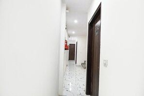 Lobby - Fabhotel Asp Royal Residency I (New Delhi)