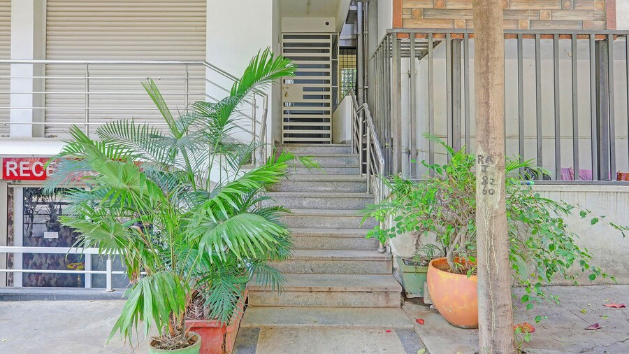 FabHotel Balaji Luxury - Near Jakkur Cross, Manyata Tech Park