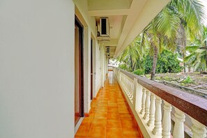 Lobby - Fabhotel Balaji Resort (Calangute)