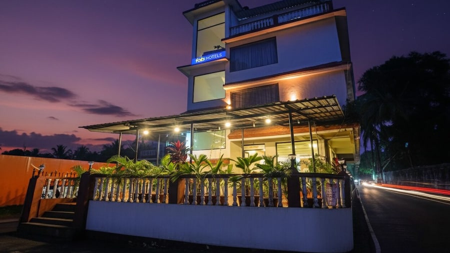 Fabhotel Balaji Resort