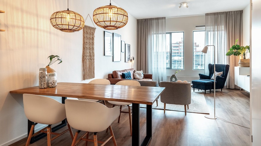 Beautiful Apartment With Harbour Views