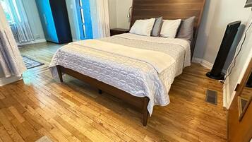 1 bedroom, iron/ironing board, travel crib, WiFi