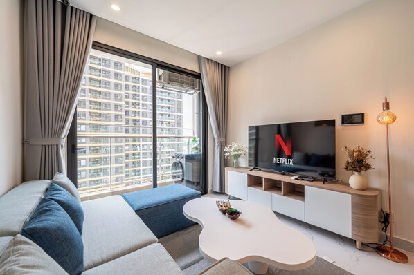 Televisión LED de 55 pulgadas con canales por cable