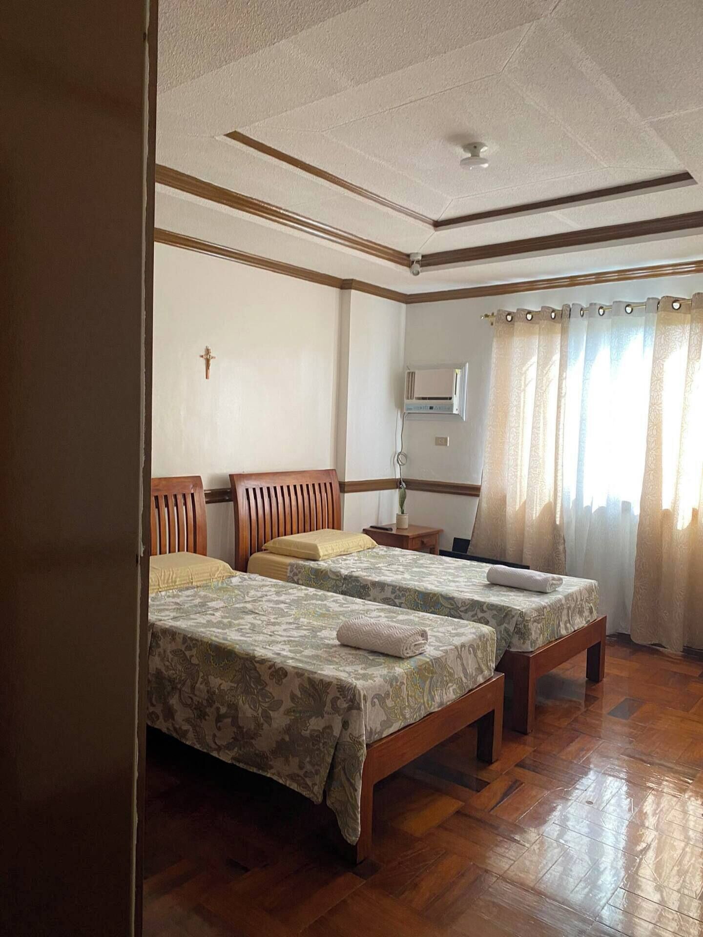 3 bedrooms, WiFi, bed sheets