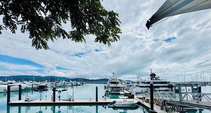 Cannonvale Ground Floor Apartment - 2 bed - Sleeps 4 - Swimming Pool