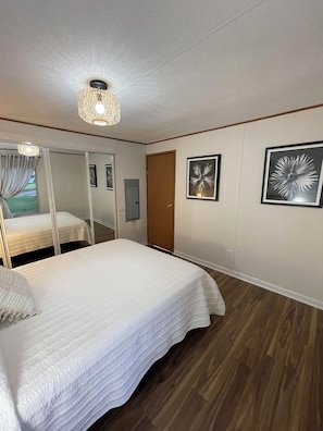 2 bedrooms, free WiFi, bed sheets