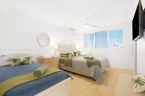 2 quartos, ferros/tábuas de passar roupa, Wi-Fi, roupa de cama