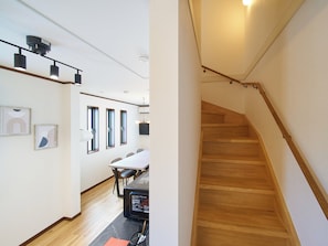 Maison, 4 chambres, non-fumeurs, cuisine | Fer et planche à repasser, Wi-Fi gratuit, draps fournis