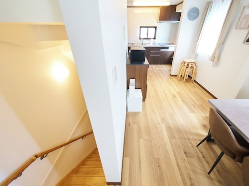 客室内のダイニングエリア