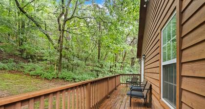 Trailhead Hideaway - bike & breathe!