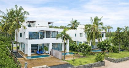 Beachfront 3BR Villa in Kuiburi – Private Pool & Ocean Views
