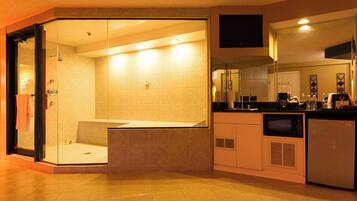 Super Essence Suites