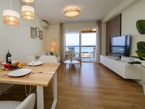 TV - Apartment Sirena by Interhome (Calpe/Calp)