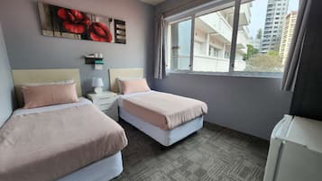 Comfort Twin Room, Non Smoking, Shared Bathroom