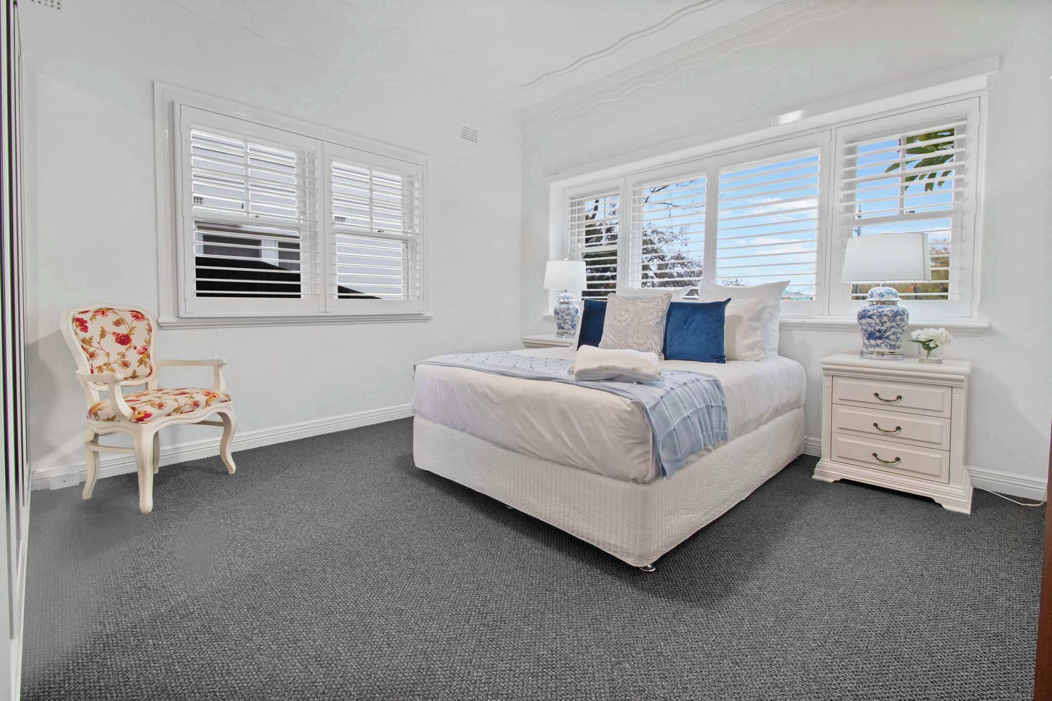 4 bedrooms, iron/ironing board, travel cot, WiFi