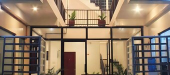 Luna Oslob Travellers Inn