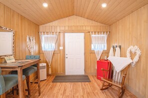 Comfort Cabin
