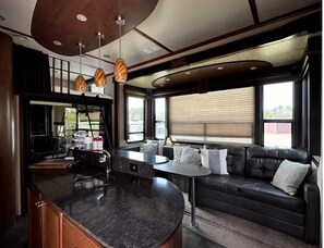 Chambre Double Luxe | Coin séjour