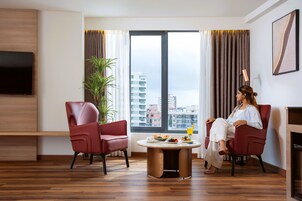 Quarto casal grand | Frigobar, cofres nos quartos, ferros/tábuas de passar roupa