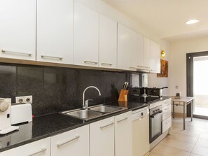 Private kitchen - Vacation home Kai by Interhome (Palamós)