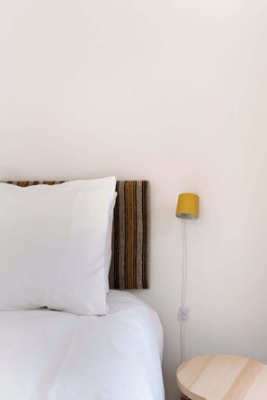 4 chambres, fer et planche à repasser, lit parapluie, Wi-Fi