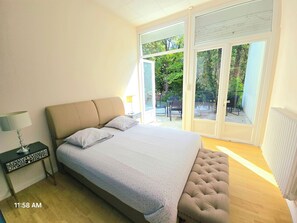 10 chambres, fer et planche à repasser, Wi-Fi, draps fournis