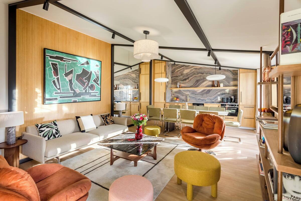 Apartment, City View | Living area | Offices