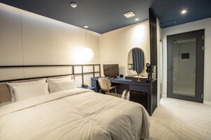 Escritorio y Internet por cable gratuito