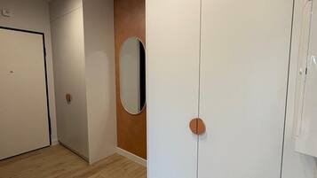 Desk, laptop workspace, iron/ironing board, free WiFi