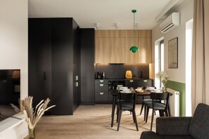Apartment, 2 Bedrooms, Balcony | Private kitchen