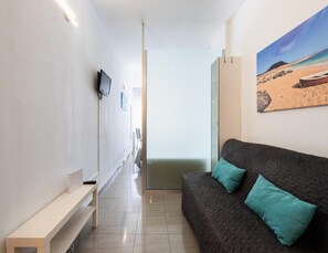 Living area - 1st Line Studio Las Canteras (Las Palmas de Gran Canaria)