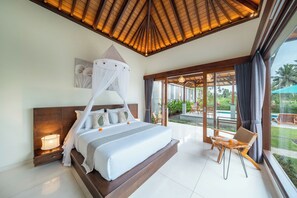 Desk, laptop workspace, cots/infant beds, rollaway beds - Pranaya Ubud Villas by Nagisa Bali (Ubud)