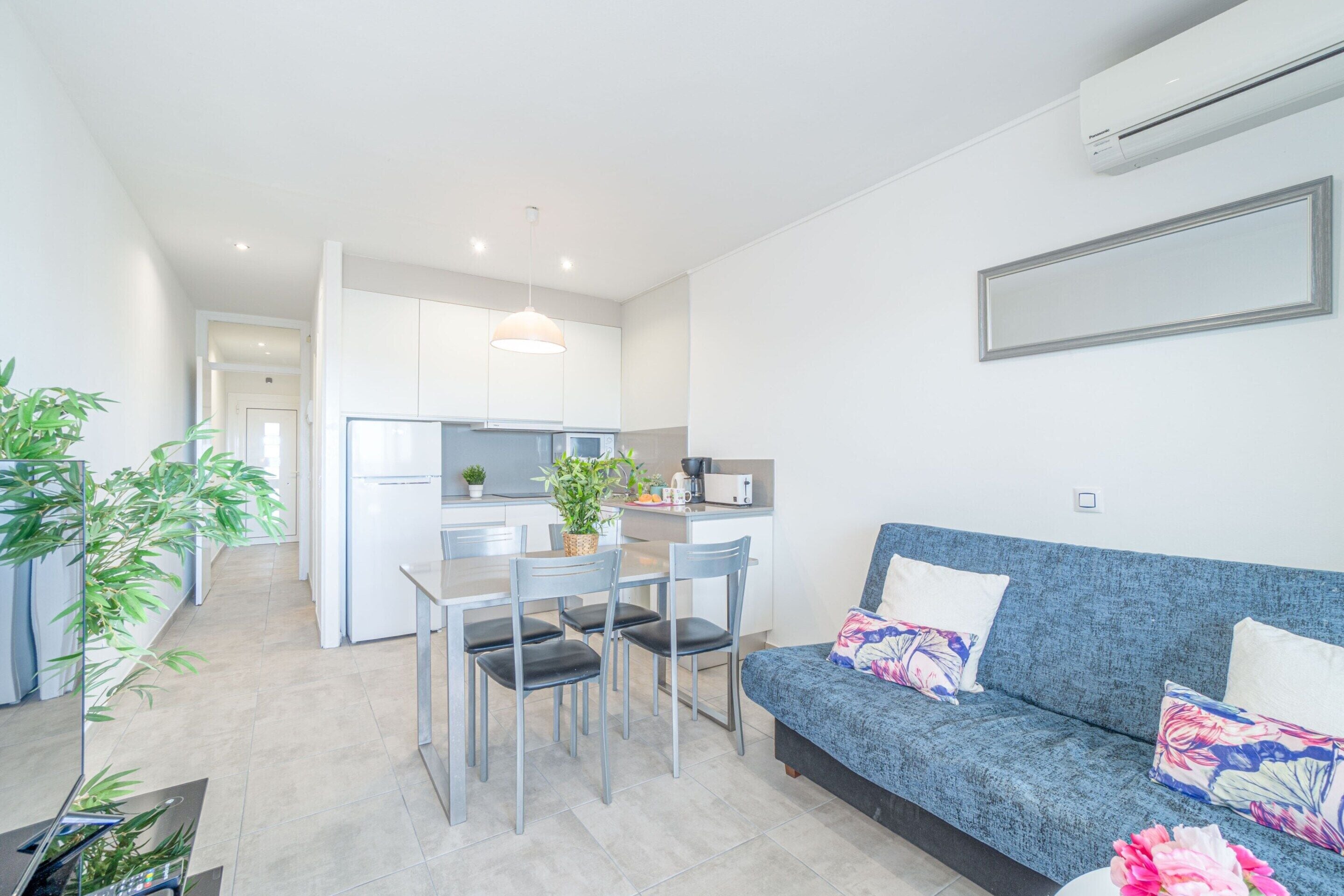 Apartment | Living area