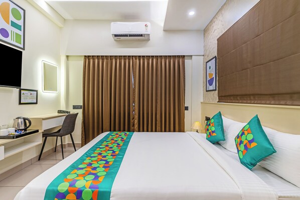 Standard Tek Büyük Yataklı Oda | Güneşlik/perde, ütü/ütü masası 