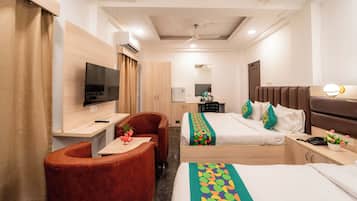 Deluxe Double Room | Iron/ironing board