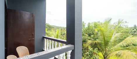 Standard Double Room | Balcony