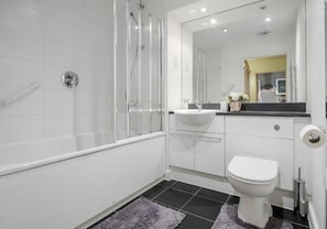 Ensemble douche/baignoire, baignoire relaxante profonde
